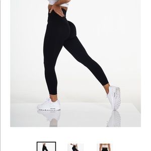 NWT NVGTN Leggings